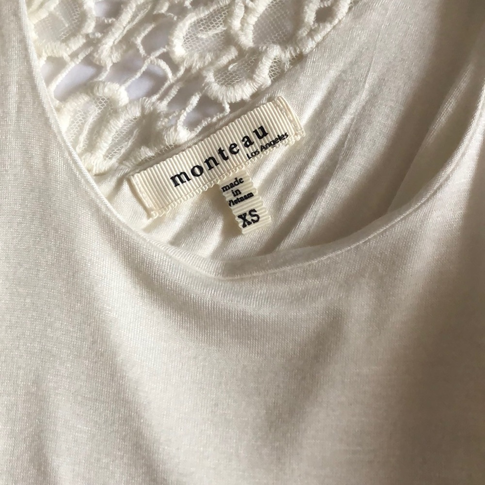 Monteau Flowy White Top - Picture 4 of 4